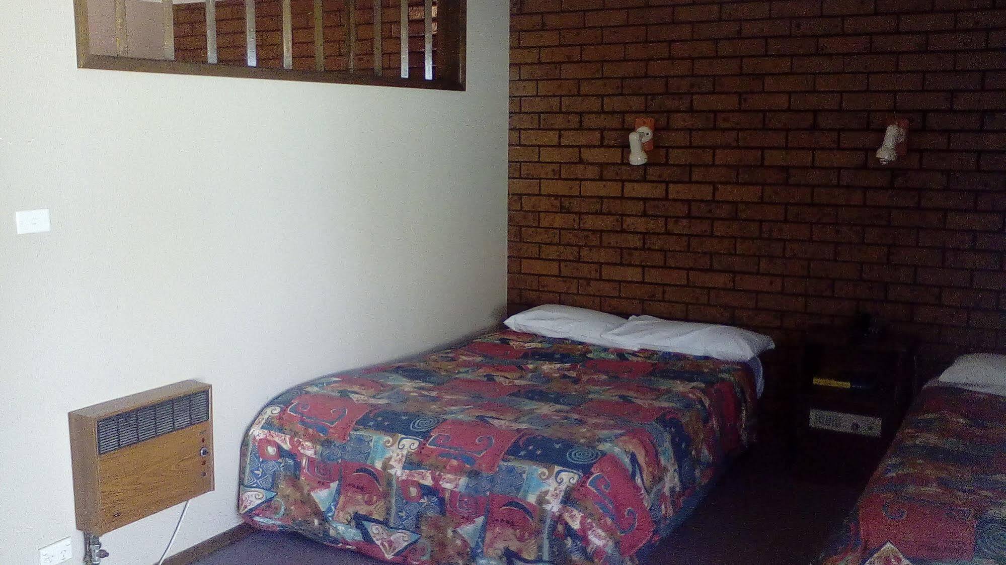 Cardigan Lodge Motel Ballarat Esterno foto